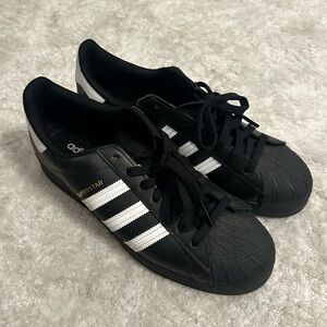 Adidas Superstar Sneakers - Size M 10.5
